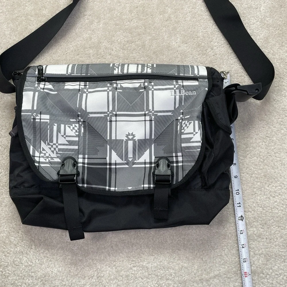 L.L. BEAN Messenger Bag Shoulder Medium Strap Push Lock Logo Black Print